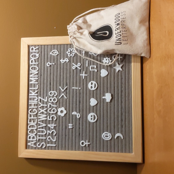 Underwood letterpress with extra letters - Picture 1 of 4